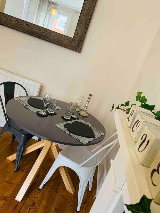 Luxury Fulham Flat With 5* Touches Nr River Thames London Exteriör bild
